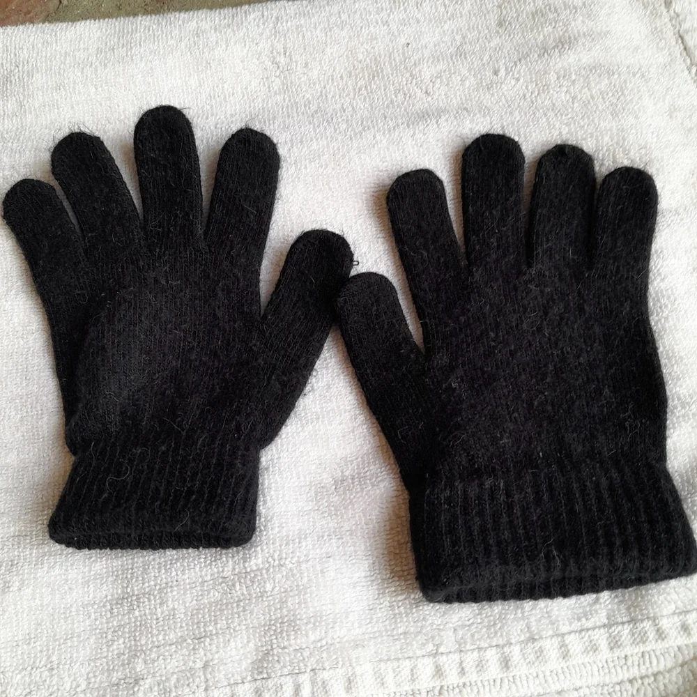 Boys Hat and Gloves Set